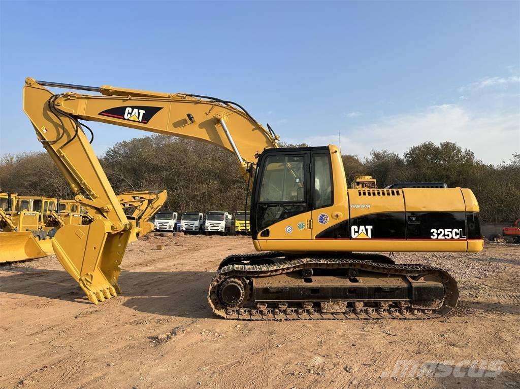 CAT 325C Vikšriniai ekskavatoriai