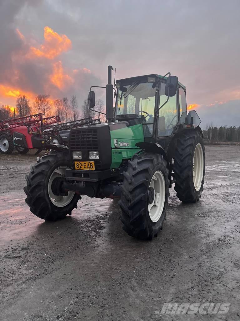 Sisu Valmet 665 Traktoriai