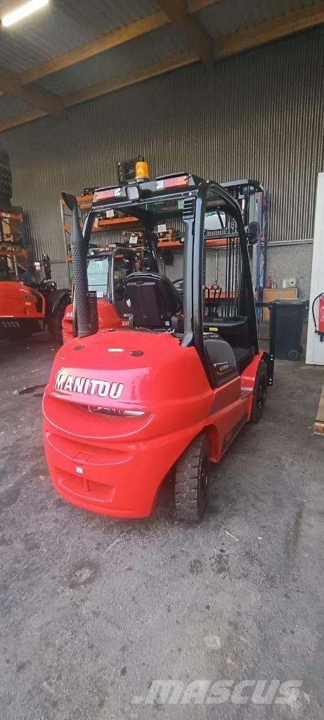 Manitou MI 25 Dyzeliniai krautuvai