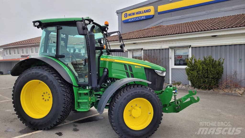John Deere 5125 R Traktoriai