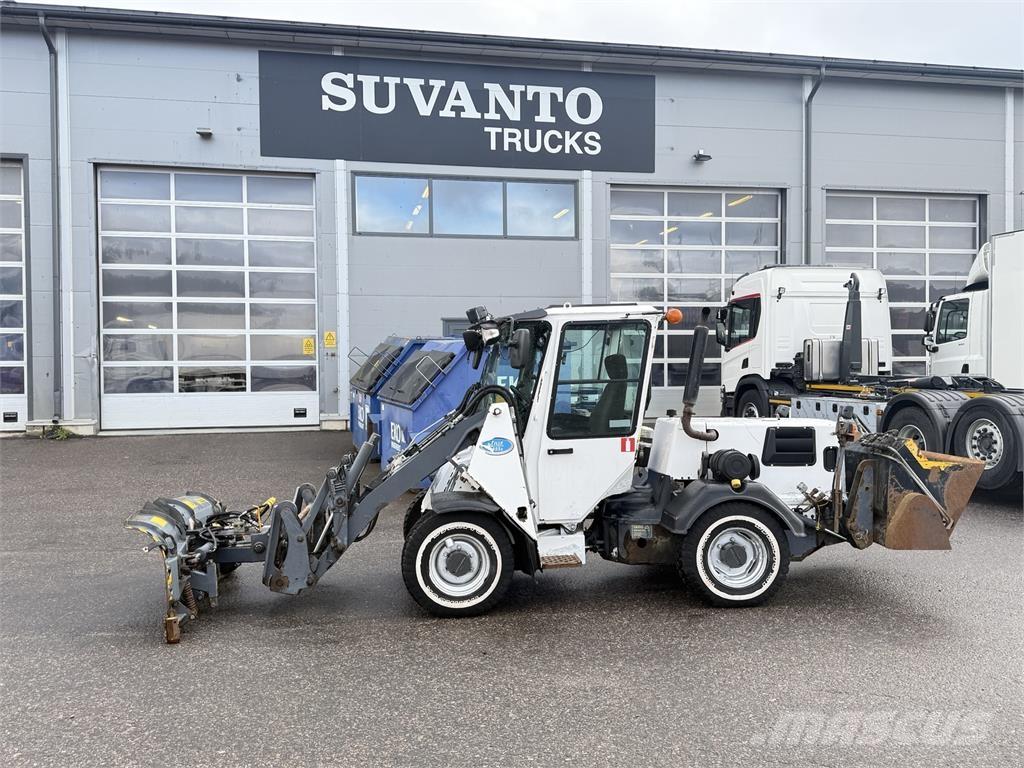 Wille 455B Sunkvežimiai su dengtu kėbulu