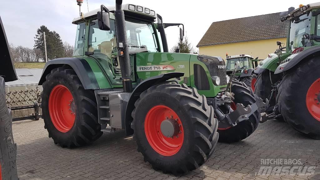 Fendt 718 Vario TMS Traktoriai