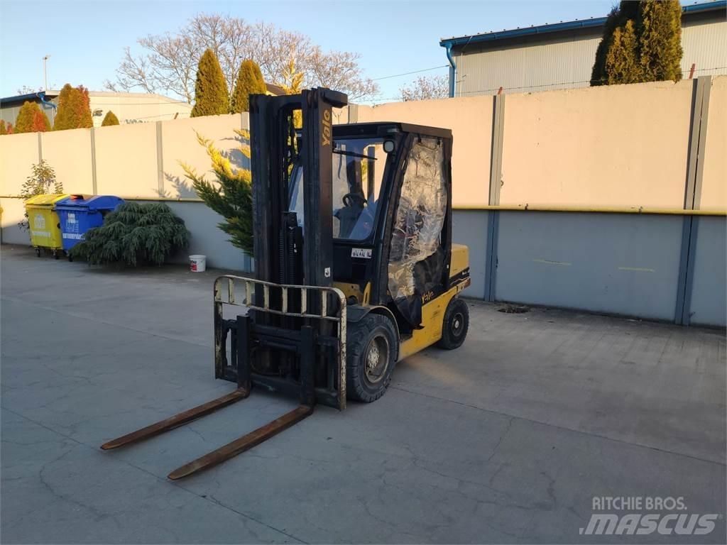 Yale GDP35VX Dyzeliniai krautuvai