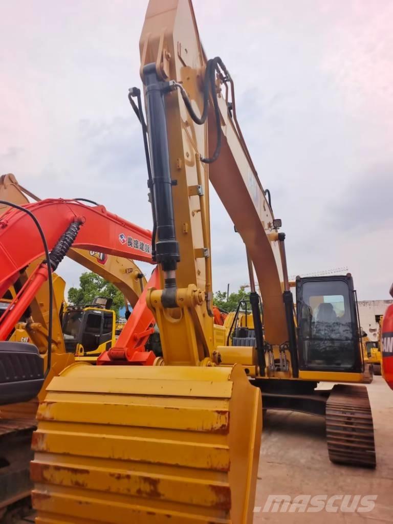 CAT 323 GC Vikšriniai ekskavatoriai
