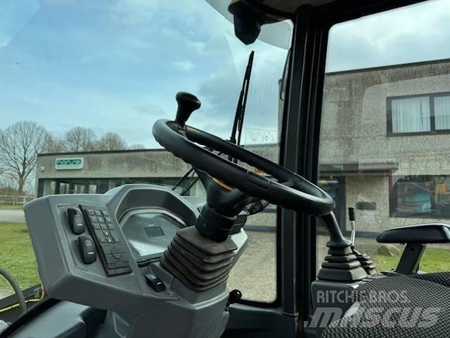 Volvo L 35 G Naudoti ratiniai krautuvai