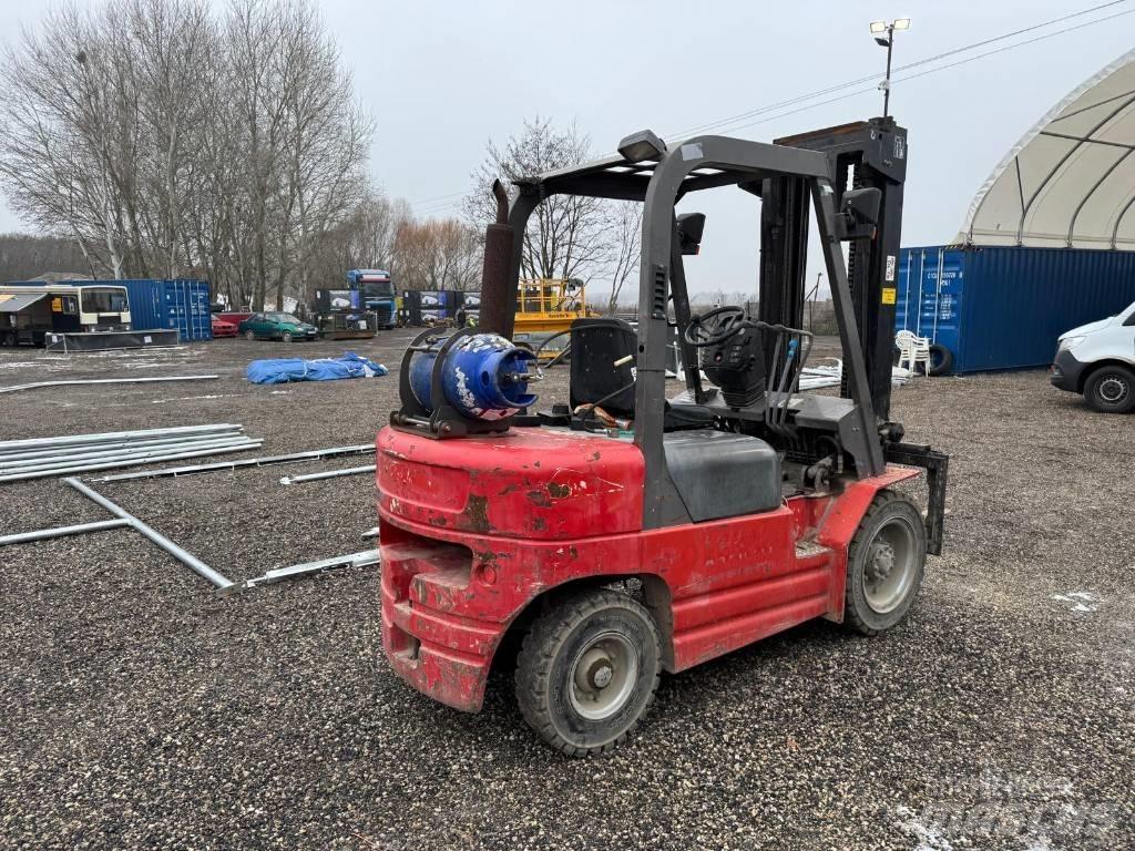 Manitou CG 30 P LPG (dujiniai) krautuvai
