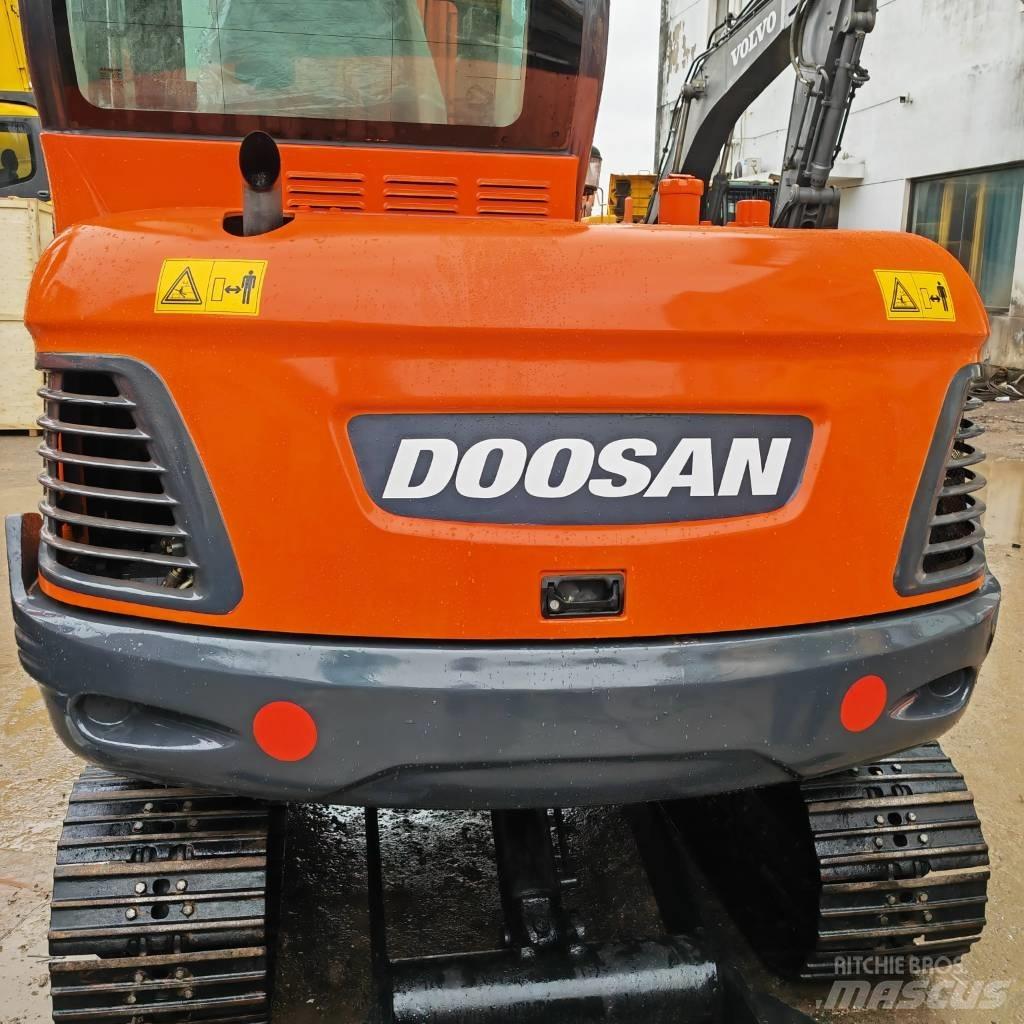 Doosan DX55 Mini ekskavatoriai < 7 t