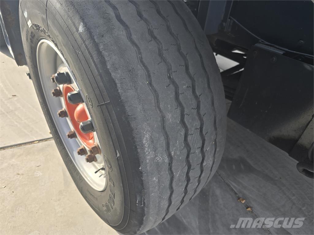  [div] DAF TT2100DH Naudoti terminalų vilkikai