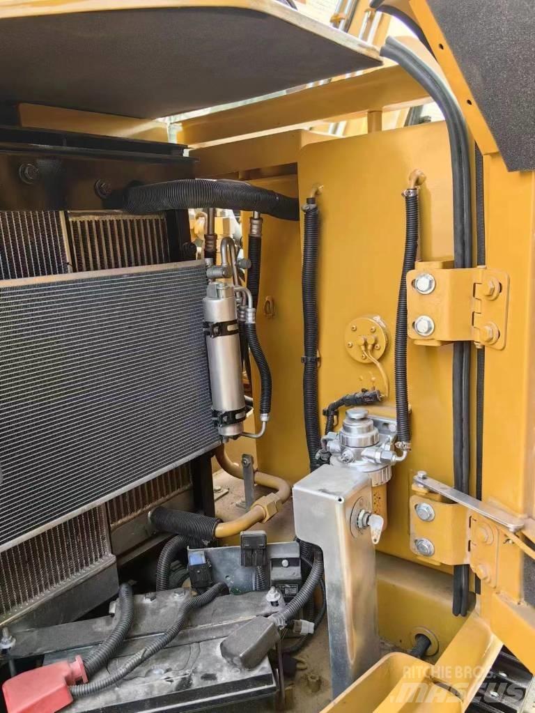CAT 307E2 Mini ekskavatoriai < 7 t