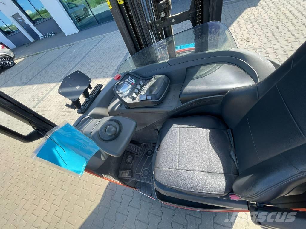 Toyota RRE140H Šakiniai krautuvai su prailgintu keltuvu