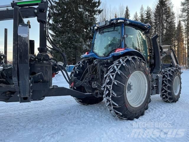Valtra N 134 A Traktoriai