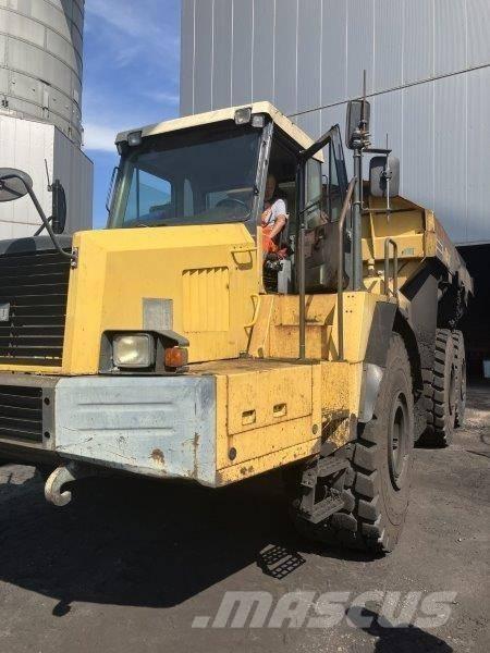 Komatsu HM 400-1 Karjeriniai savivarčiai