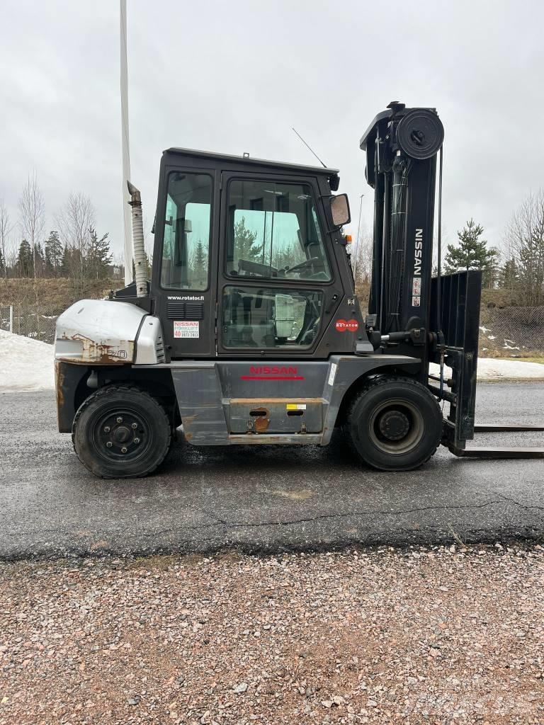 Nissan L1 F6 F70 Y Dyzeliniai krautuvai