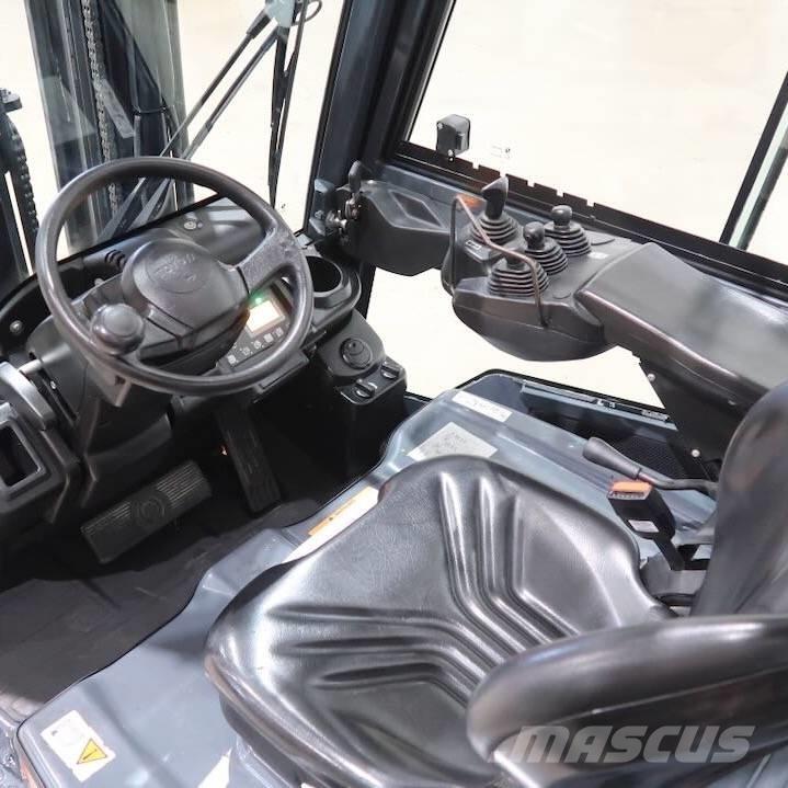 Toyota 8FBE18T Elektriniai šakiniai krautuvai