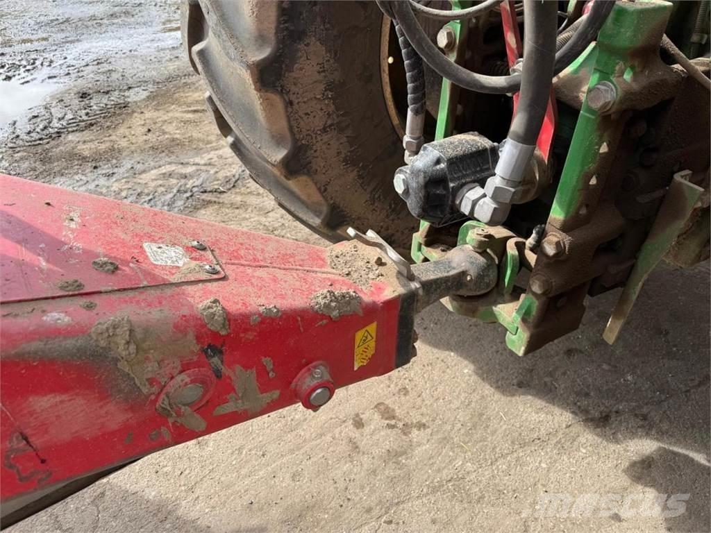 Horsch Leeb 8 GS Prikabinami purkštuvai