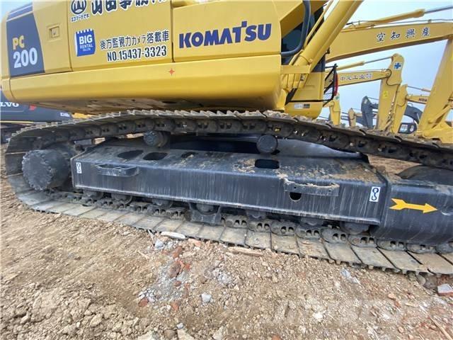 Komatsu PC 200-8N1 Vikšriniai ekskavatoriai