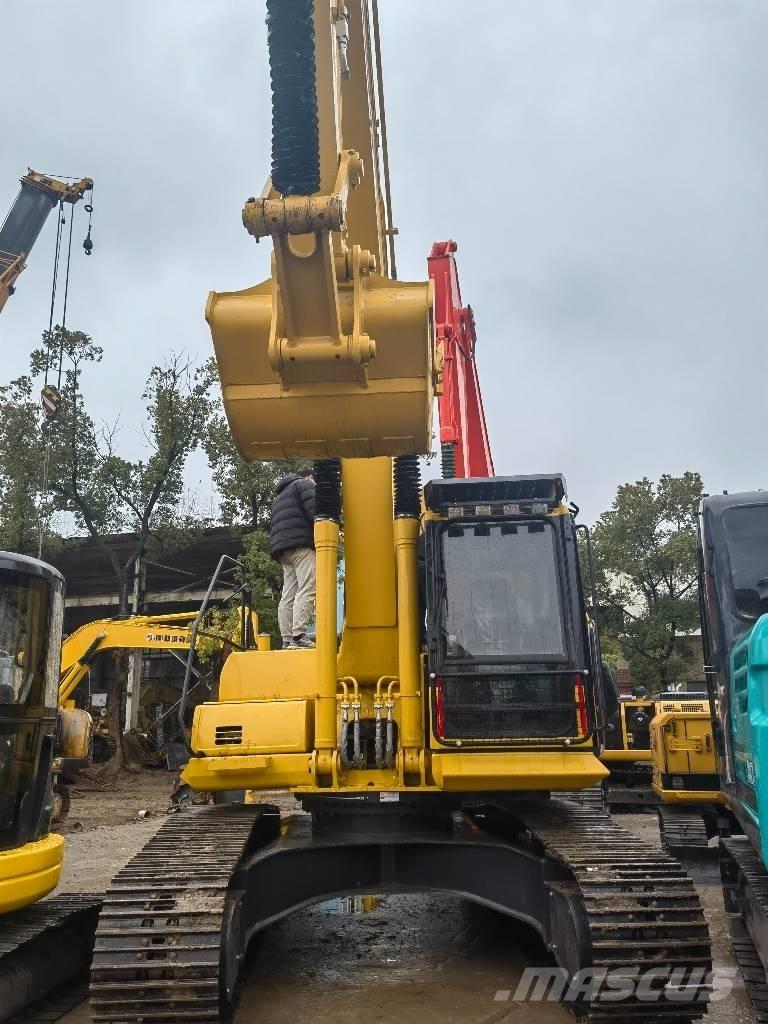 Komatsu PC 220-8 Vikšriniai ekskavatoriai