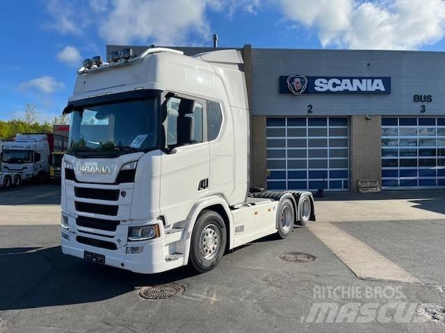 Scania R 590 Naudoti vilkikai