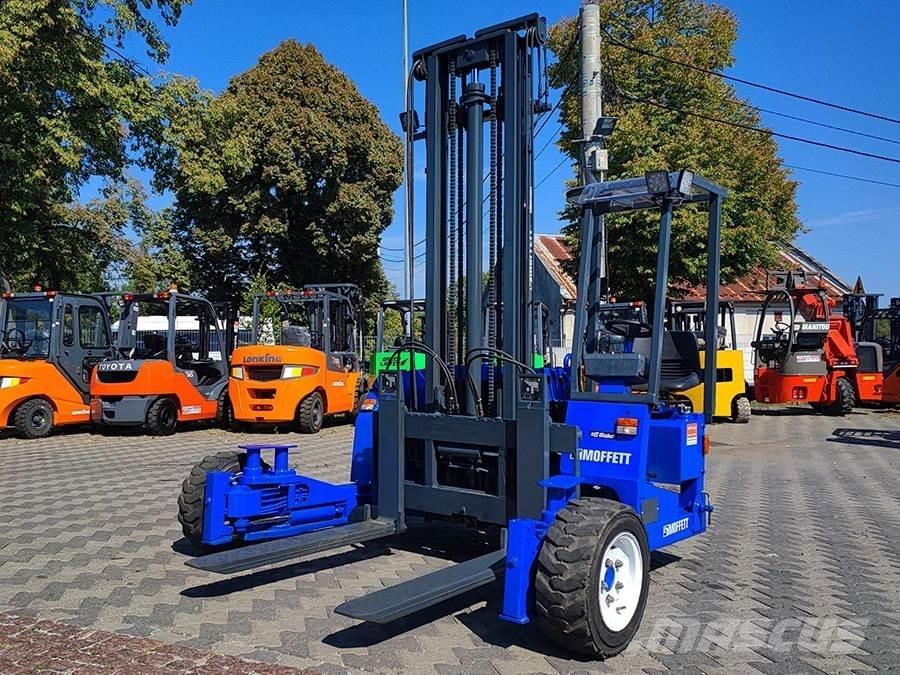 Moffett M3 20.4 Ant sunkvežimių montuojami šakiniai krautuvai