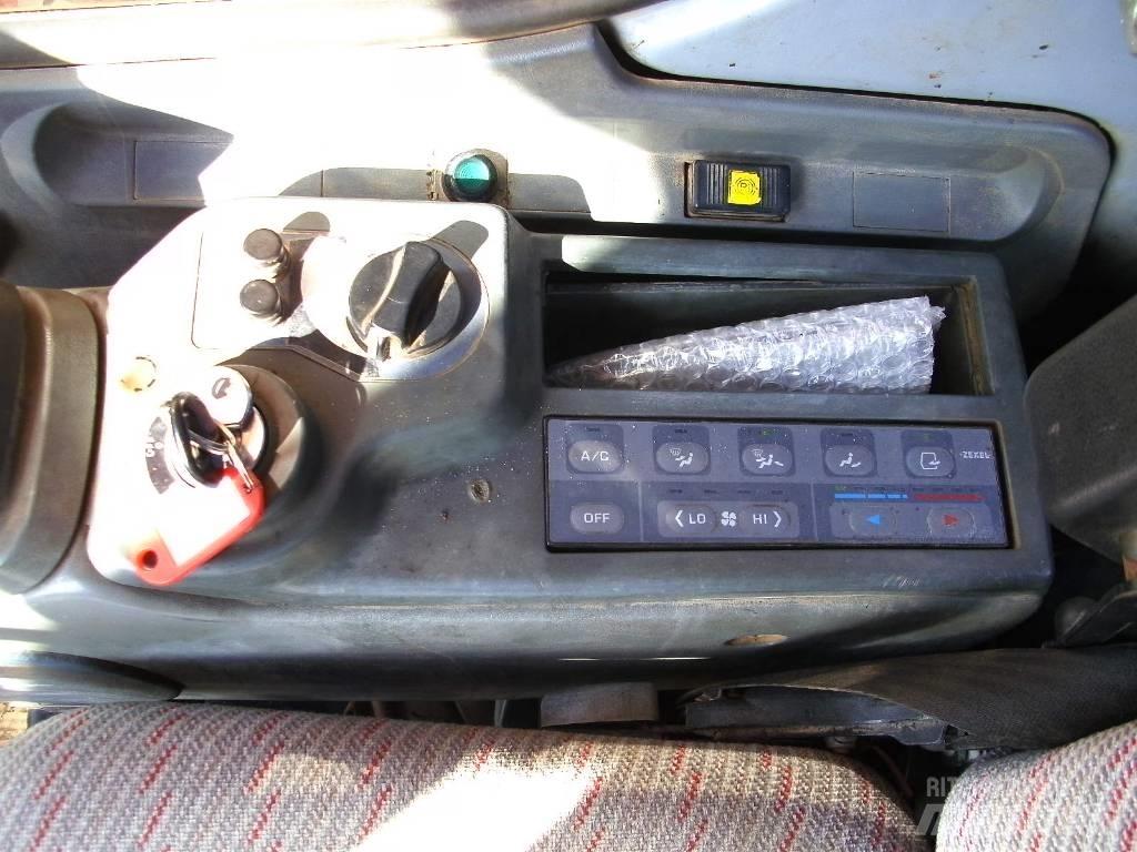 Fiat-Kobelco EX215W Ratiniai ekskavatoriai