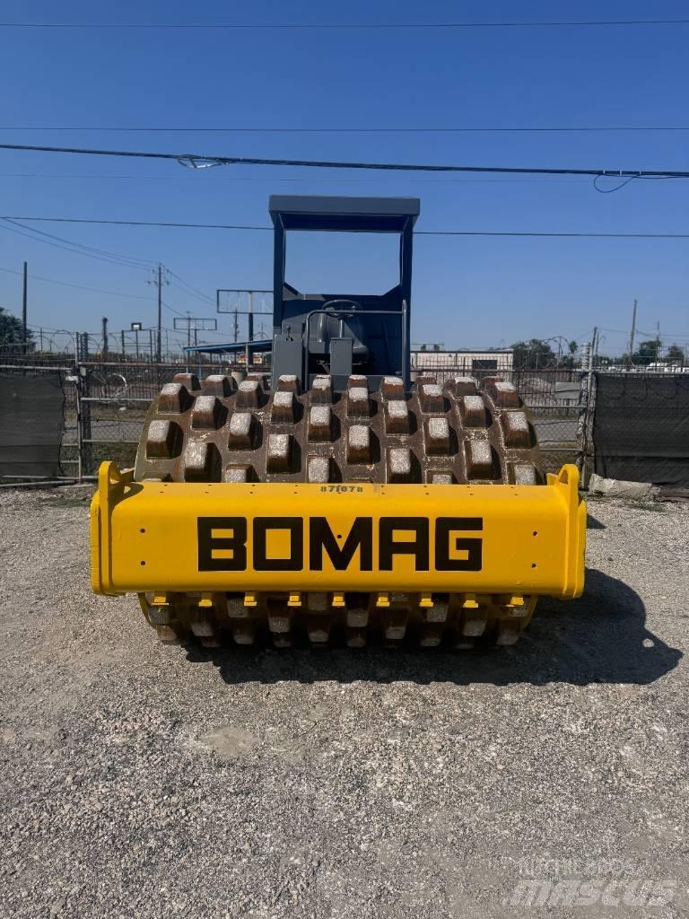 Bomag BW 211 P D-3 Vieno būgno volai