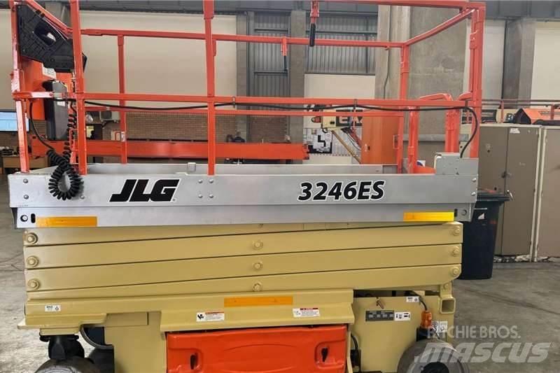 JLG 2014 JLG 3246 Žirkliniai keltuvai