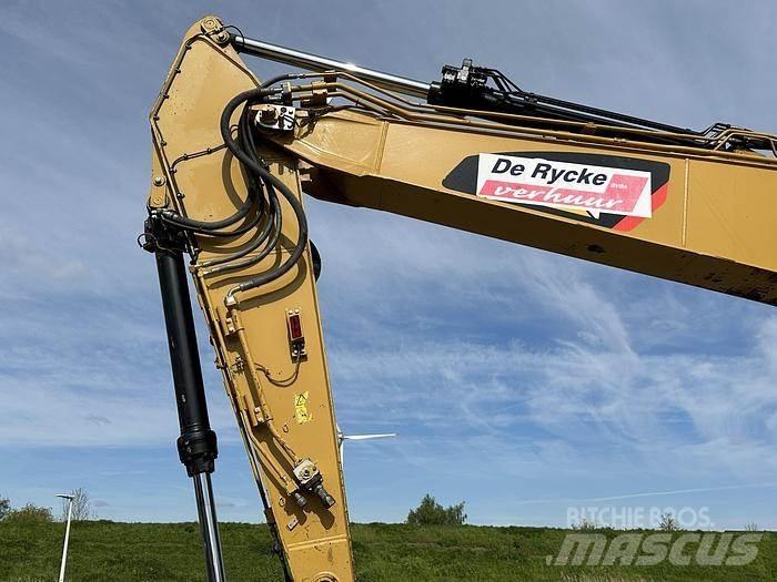 CAT 323FL Vikšriniai ekskavatoriai