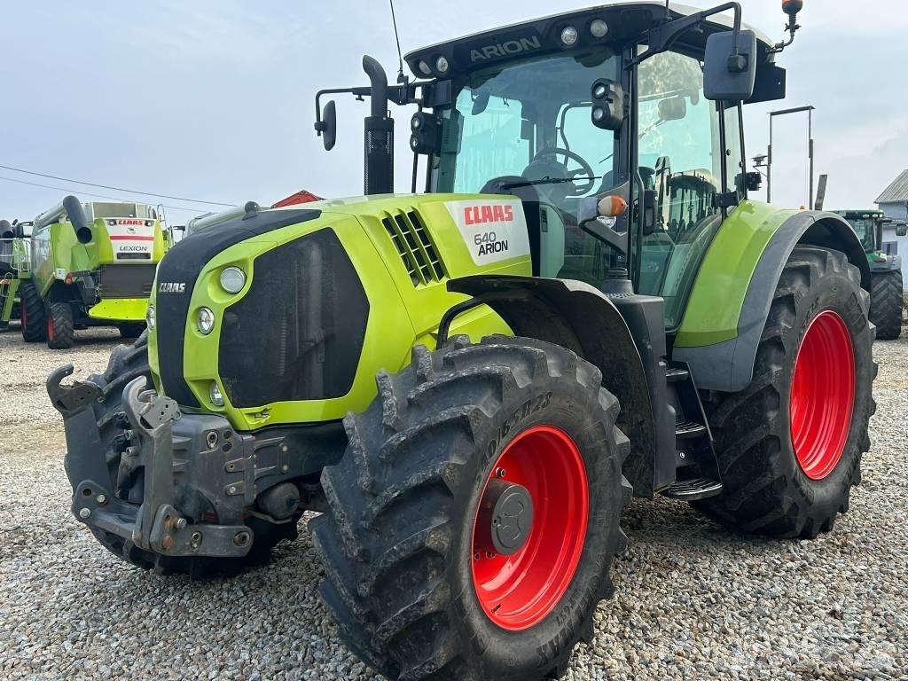 CLAAS Arion 640 Traktoriai