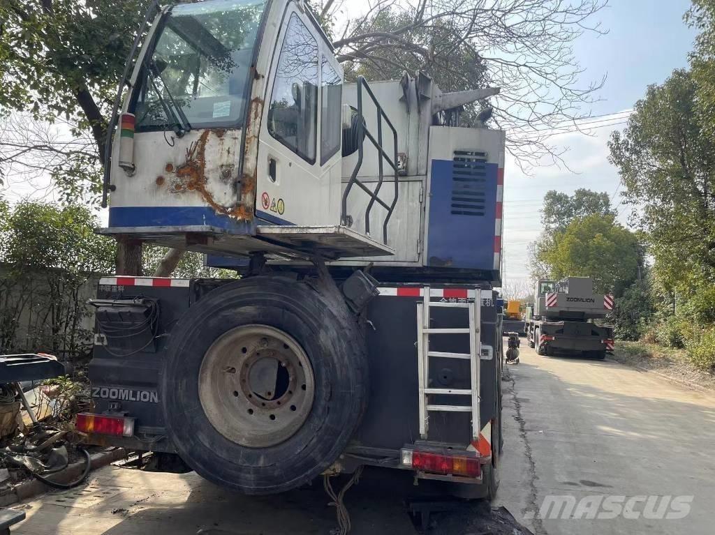 Zoomlion 350 Ton Visureigiai kranai