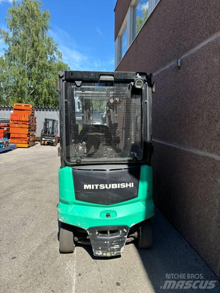 Mitsubishi FB25CN Elektriniai šakiniai krautuvai