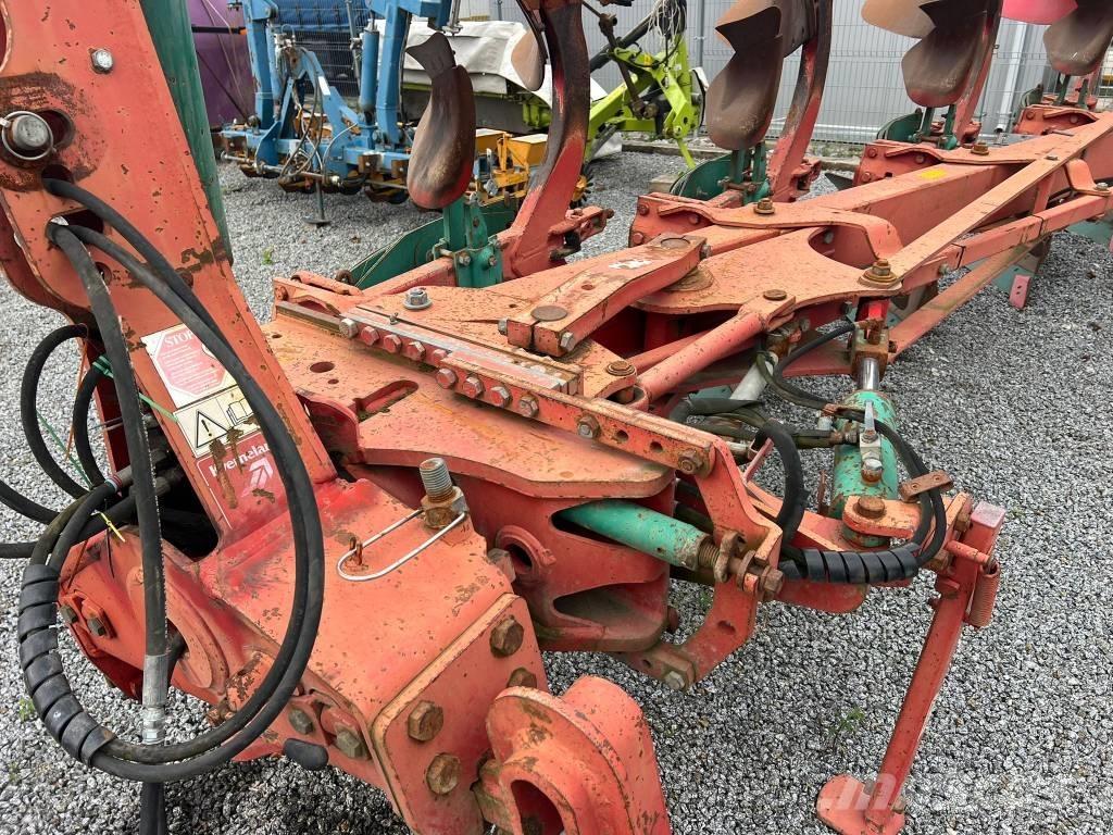 Kverneland EG100 Standartiniai plūgai