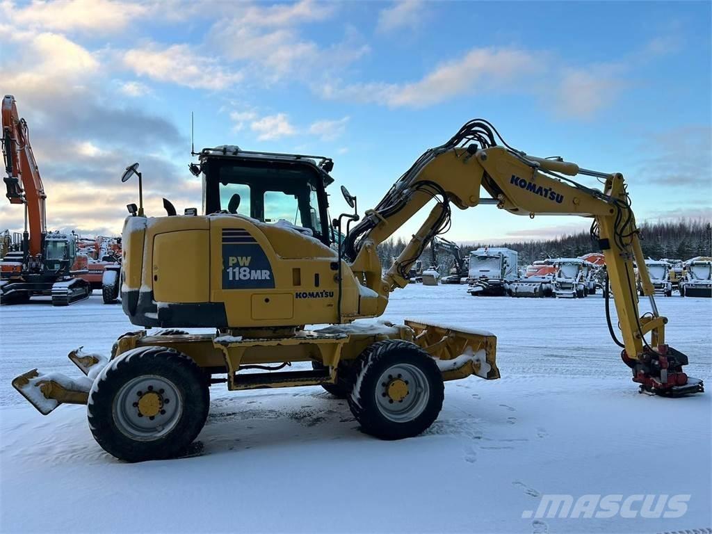 Komatsu PW118MR-8 Ratiniai ekskavatoriai