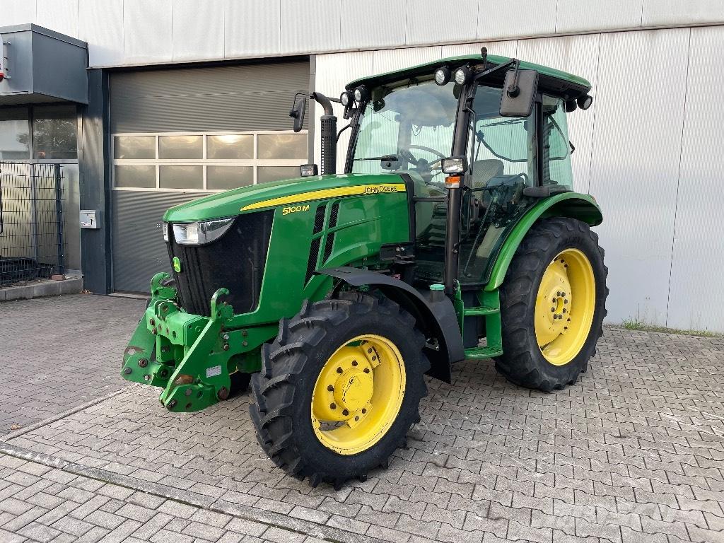 John Deere 5100 M Traktoriai