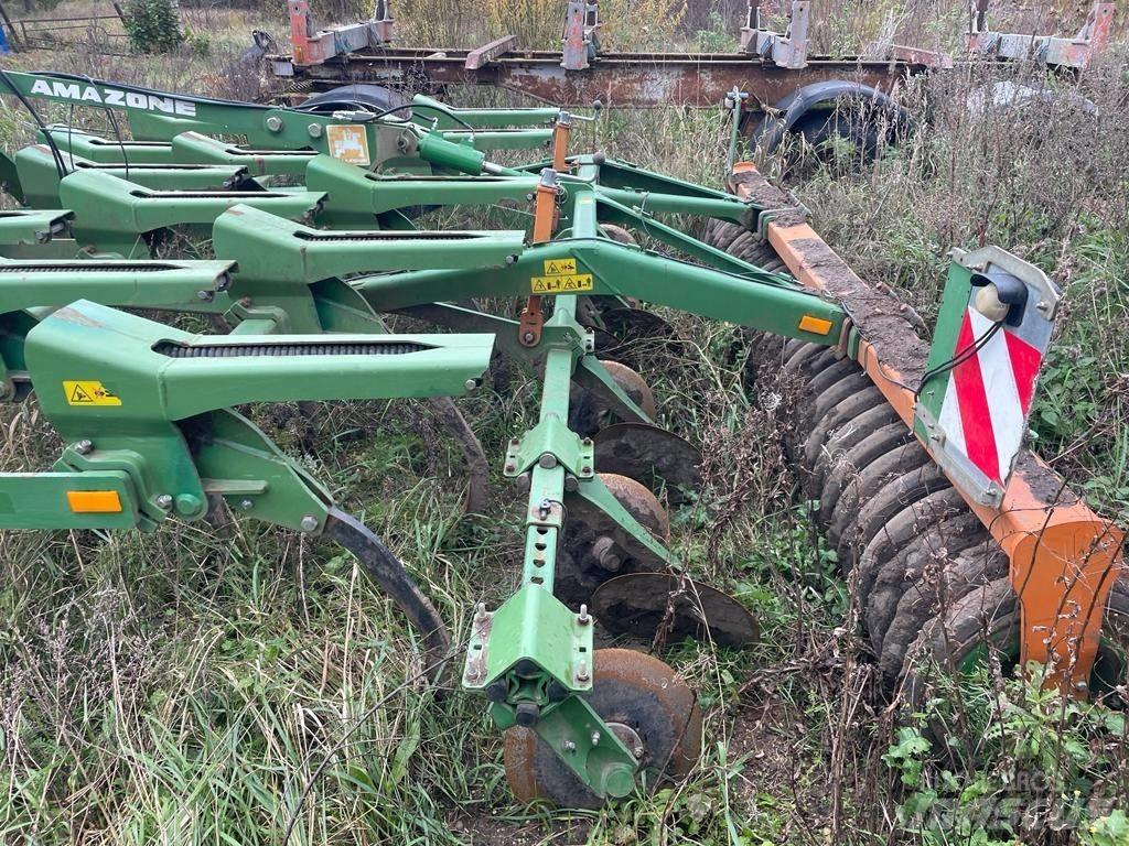 Amazone Cenius 4002 Peiliniai plūgai