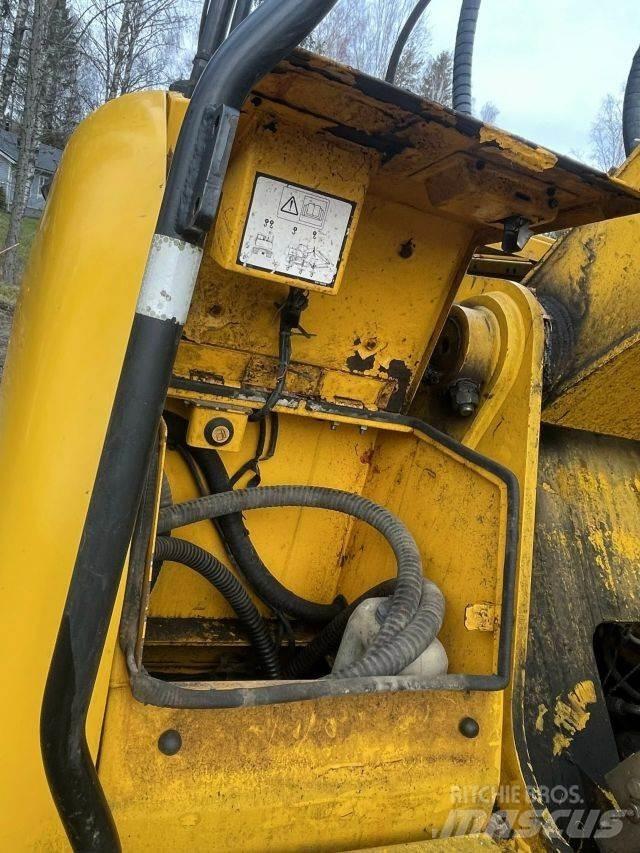JCB JS 200 LC Vikšriniai ekskavatoriai