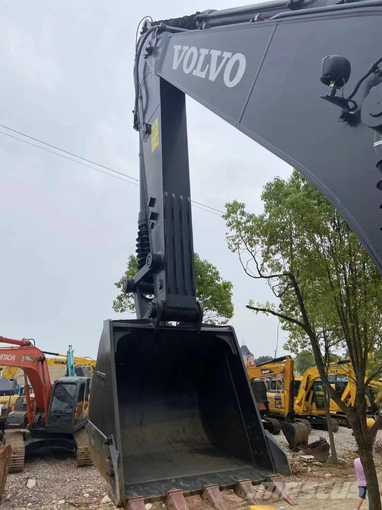 Volvo EC210D Vikšriniai ekskavatoriai
