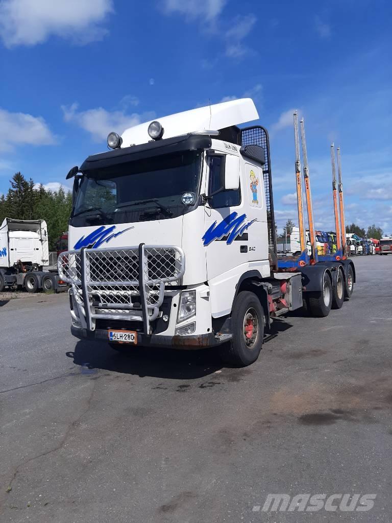 Volvo FH 13 Miškovežių vilkikai
