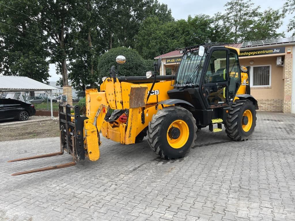 JCB 540-170 Teleskopiniai krautuvai