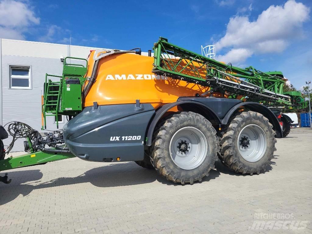 Amazone UX 11200 Prikabinami purkštuvai