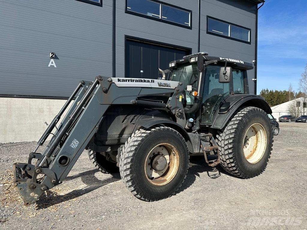 Valtra T 173 Traktoriai