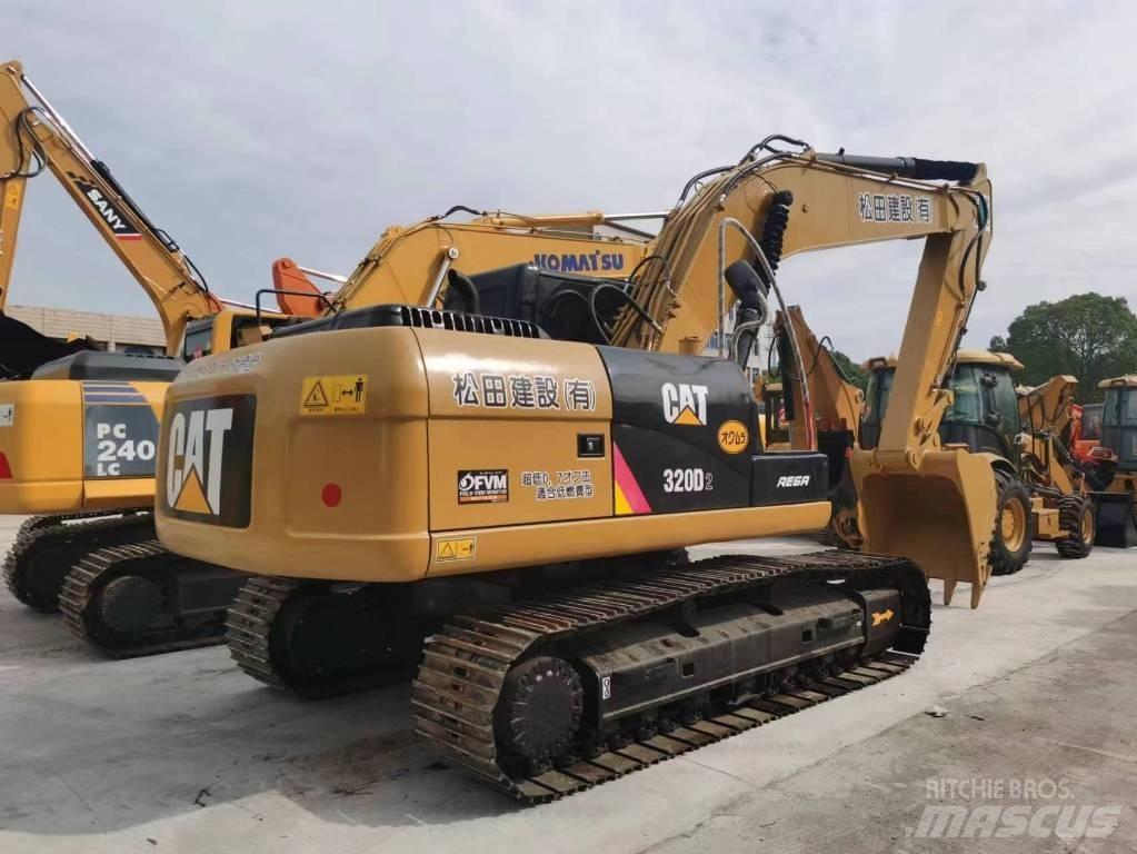 CAT 320D2 Vikšriniai ekskavatoriai