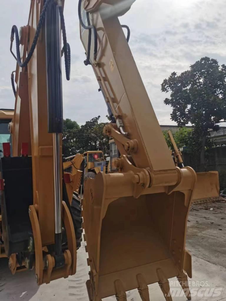 CAT 320D2 Vikšriniai ekskavatoriai