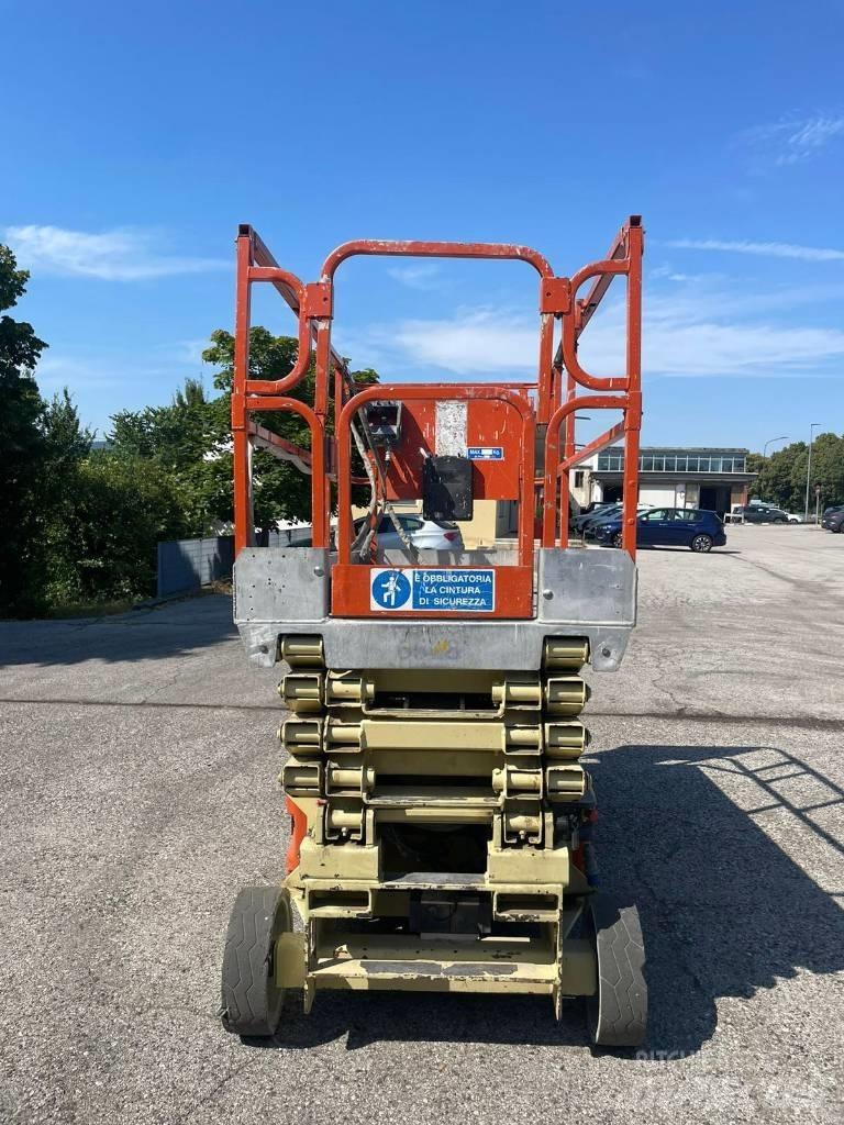 JLG 2646 Žirkliniai keltuvai