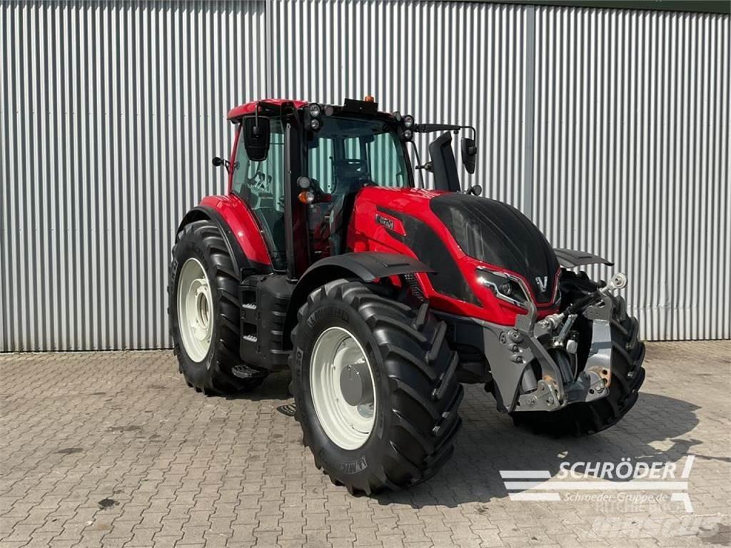 Valtra T 235 A Traktoriai