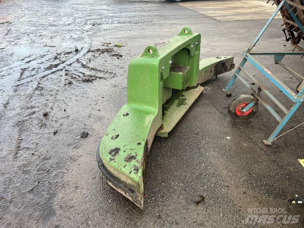 Krone BIG X 630 Pašarų ruošimo technika