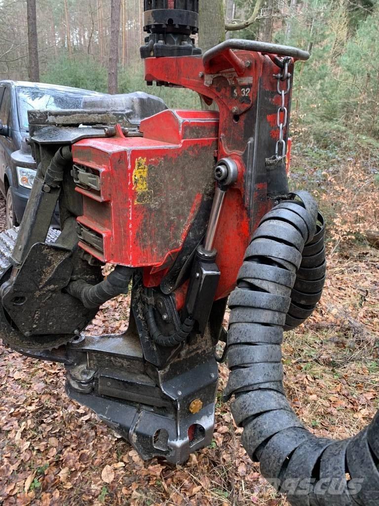 Komatsu S132 Miško krautuvai