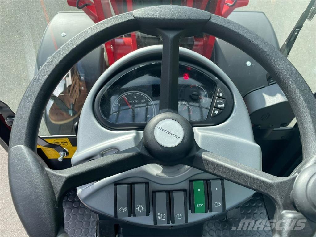 Schäffer 3650T Teleskopiniai krautuvai