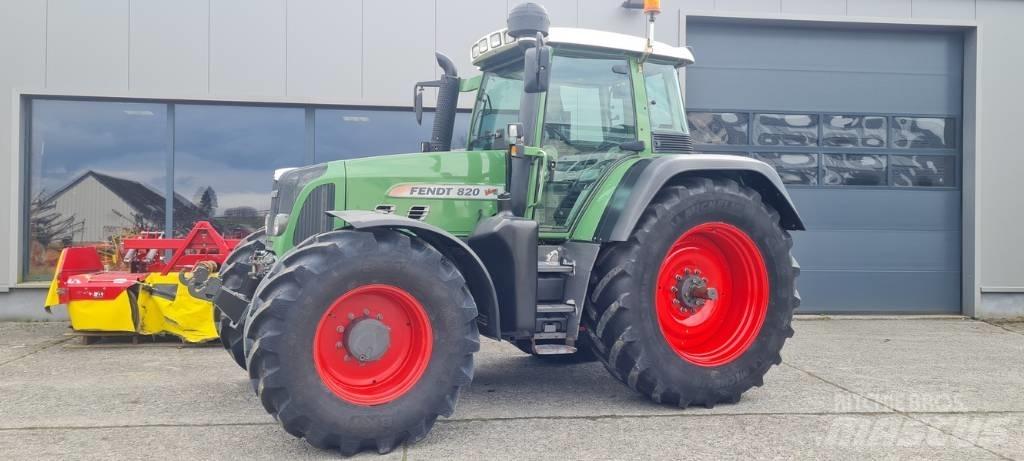 Fendt 820 Vario TMS Traktoriai