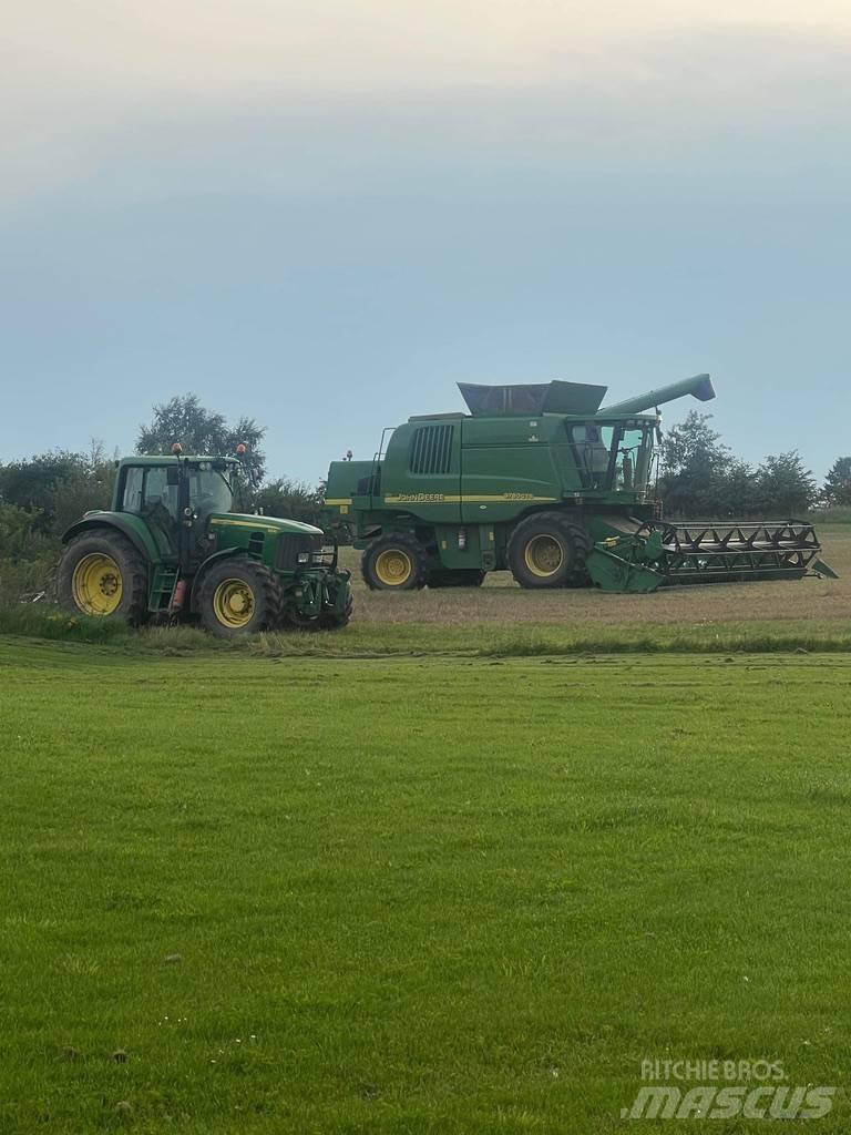 John Deere 9780 CTS Derliaus nuėmimo kombainai