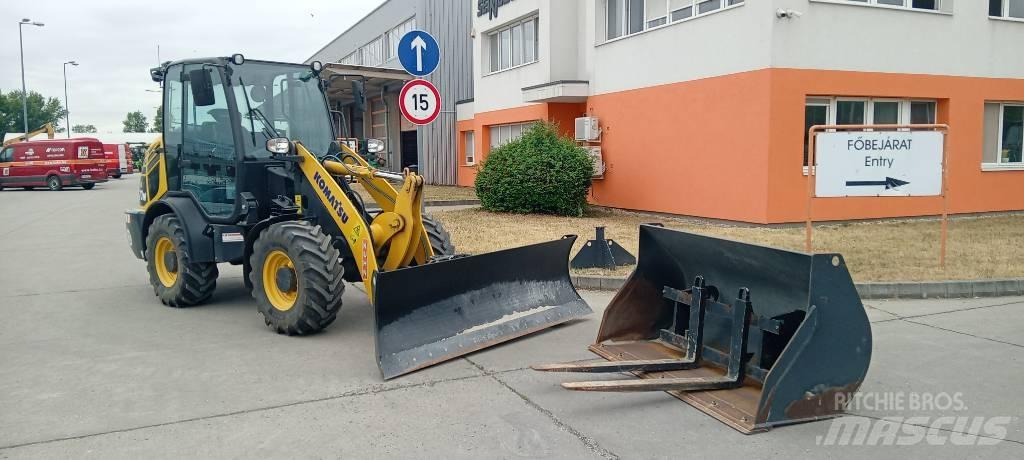 Komatsu WA 70 Naudoti ratiniai krautuvai